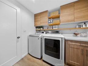 17831 Fullerfarm Street, Northridge CA 91325