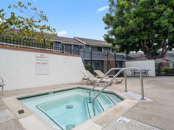 414 Woodpark Way, Oceanside CA 92058