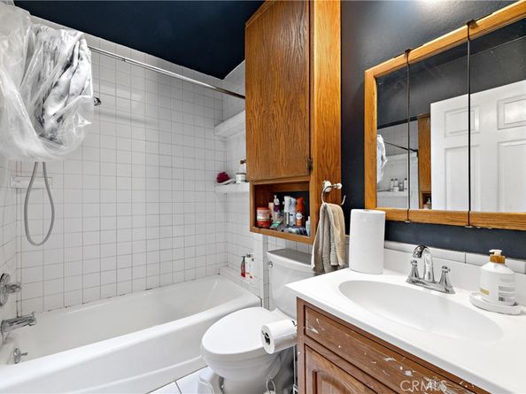 5944 Blackthorne, Lakewood CA 90712
