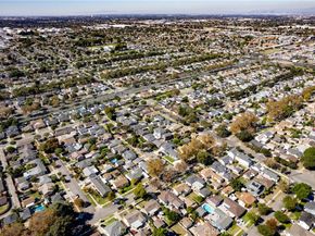 5944 Blackthorne, Lakewood CA 90712