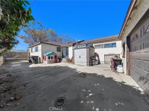 5944 Blackthorne, Lakewood CA 90712