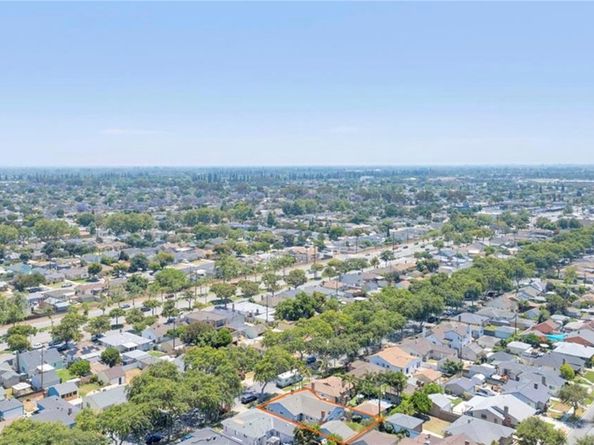 5944 Blackthorne, Lakewood CA 90712