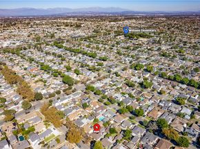 5944 Blackthorne, Lakewood CA 90712