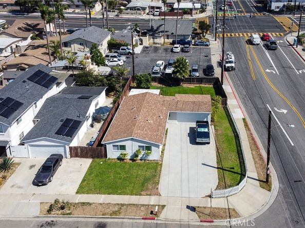 2252 Federal, Costa Mesa CA 92627