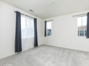 16040 Jamie Lane 8, Fontana CA 92336
