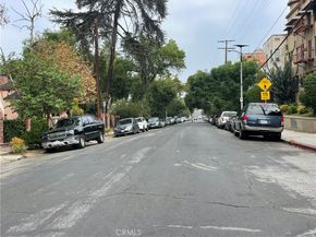 559 S Coronado, Los Angeles CA 90057