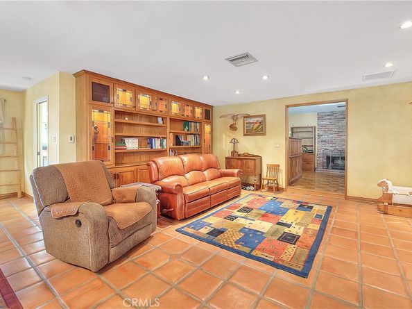 2147 E Rio Verde Drive, West Covina CA 91791