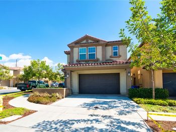 894 Harvest Avenue