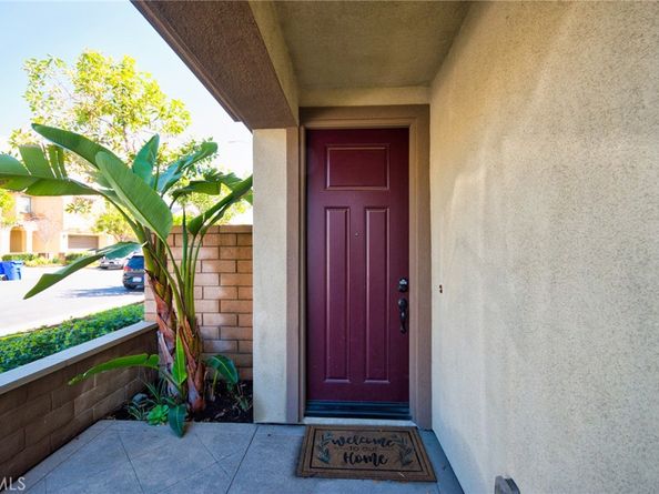 894 Harvest Avenue, Upland CA 91786