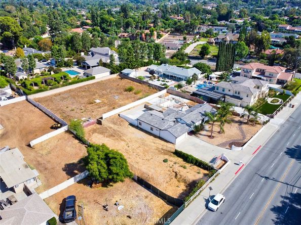 512 S Barranca Street, West Covina CA 91791