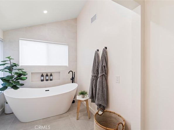6087 Aquamarine Avenue, Alta Loma CA 91701