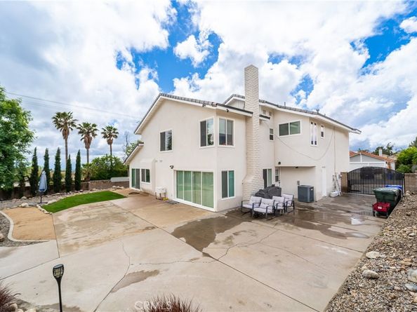 6087 Aquamarine Avenue, Alta Loma CA 91701