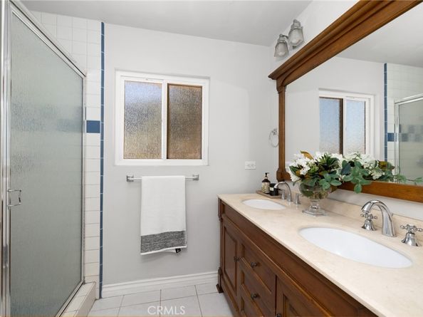 109 Glengrove Avenue, Glendora CA 91741