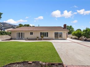 109 Glengrove Avenue, Glendora CA 91741