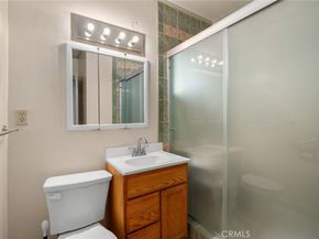 1063 E Rio Grande Street, Pasadena CA 91104