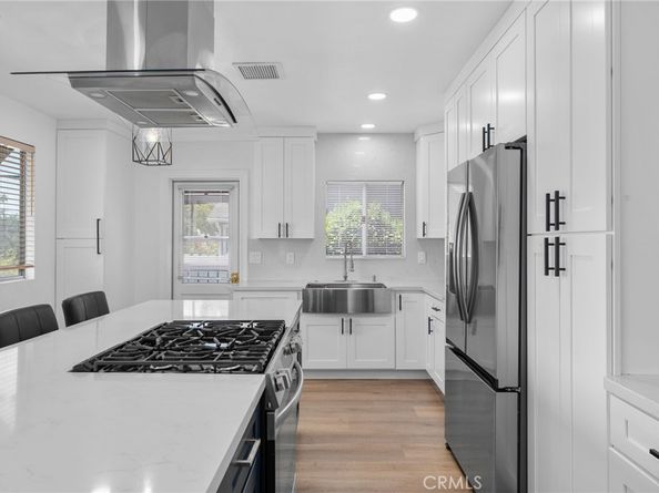 1063 E Rio Grande Street, Pasadena CA 91104