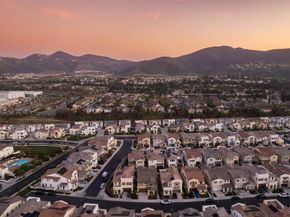 587 Gateway Lane, San Marcos CA 92078