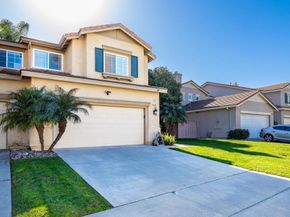 3033 Rancho La Presa, Carlsbad CA 92009