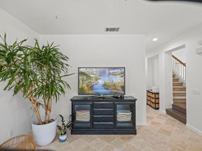 6687 Corte Eduardo, Carlsbad CA 92009