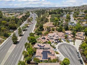 6687 Corte Eduardo, Carlsbad CA 92009