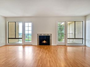 2251 Altisma Way 202, Carlsbad CA 92009