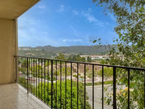 2251 Altisma Way 202, Carlsbad CA 92009