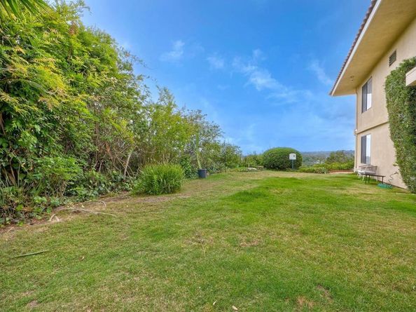 2251 Altisma Way 202, Carlsbad CA 92009