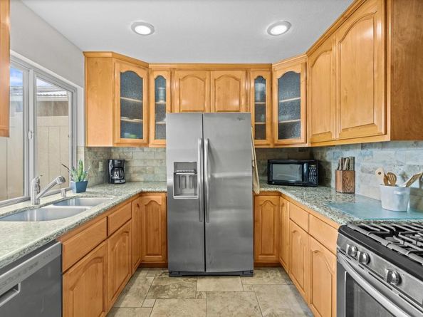 4395 Albatross Way, Oceanside CA 92057