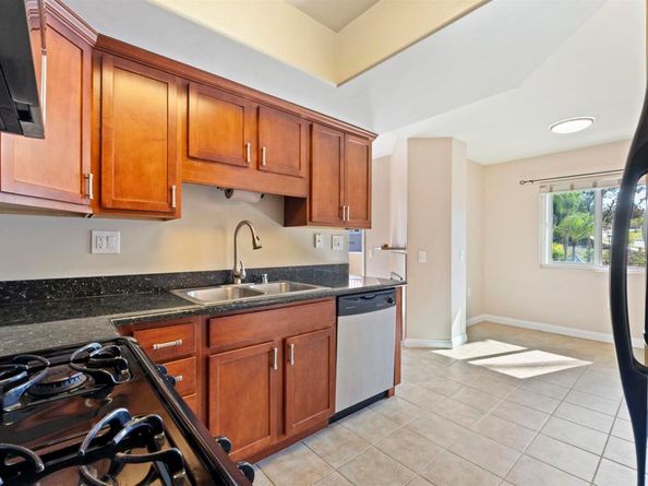 100 Sea Cliff Way 104, Oceanside CA 92056