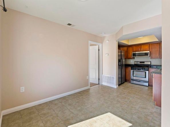 100 Sea Cliff Way 104, Oceanside CA 92056