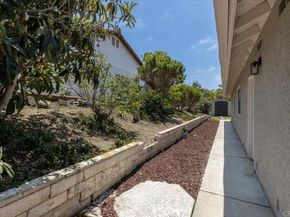 7911 Terraza Disoma, Carlsbad CA 92009
