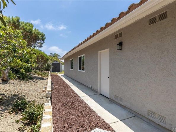 7911 Terraza Disoma, Carlsbad CA 92009