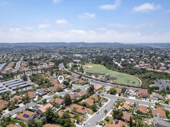 7911 Terraza Disoma, Carlsbad CA 92009