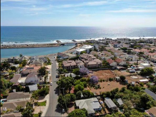 334 Date Avenue, Carlsbad CA 92008