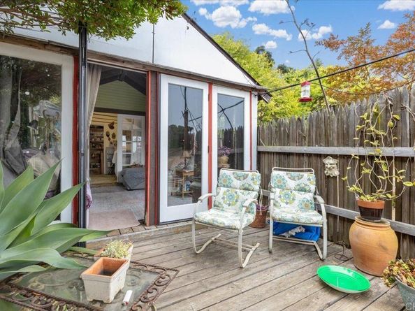 334 Date Avenue, Carlsbad CA 92008