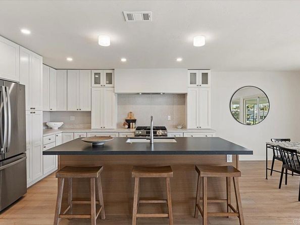 1515 San Pablo Dr, San Marcos CA 92078