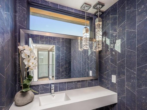 5170 Carlsbad Boulevard, Carlsbad CA 92008