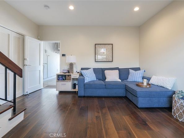 111 Calle Mayor, Redondo Beach CA 90277