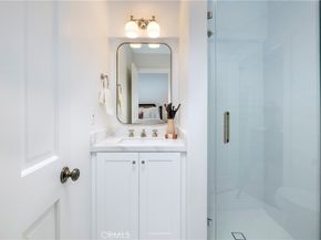 1516 E Oceanfront, Newport Beach CA 92661