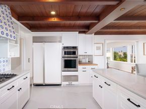 1516 E Oceanfront, Newport Beach CA 92661