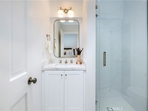 1516 E Oceanfront, Newport Beach CA 92661