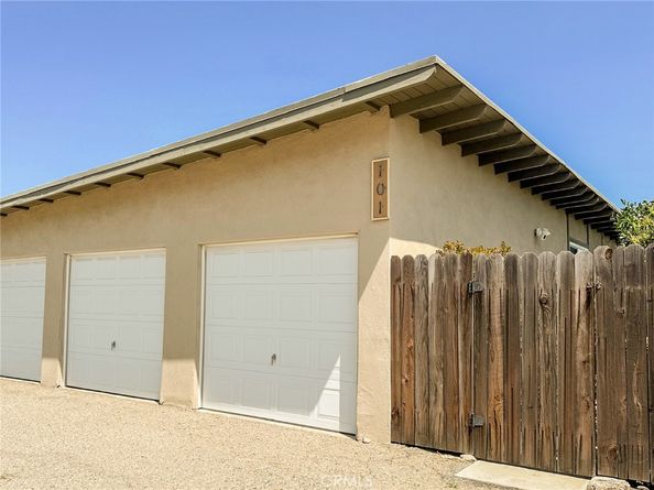 101 Clearbrook Lane, Costa Mesa CA 92626