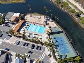 250 62nd Street, Newport Beach CA 93663
