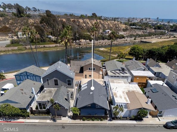250 62nd Street, Newport Beach CA 93663