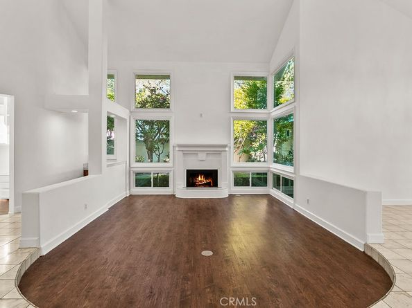 19 Harbor Pointe, Corona Del Mar CA 92625