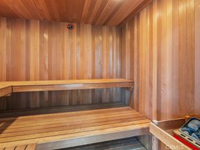 19 Harbor Pointe, Corona Del Mar CA 92625