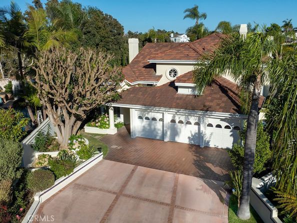 19 Harbor Pointe, Corona Del Mar CA 92625