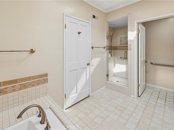 34 Mainsail Drive, Corona Del Mar CA 92625