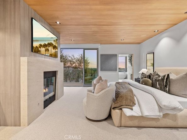 1399 Galaxy Drive, Newport Beach CA 92660