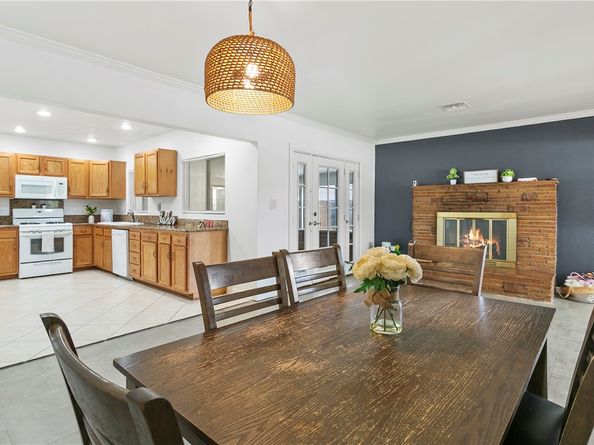 608 W G Street, Ontario CA 91762